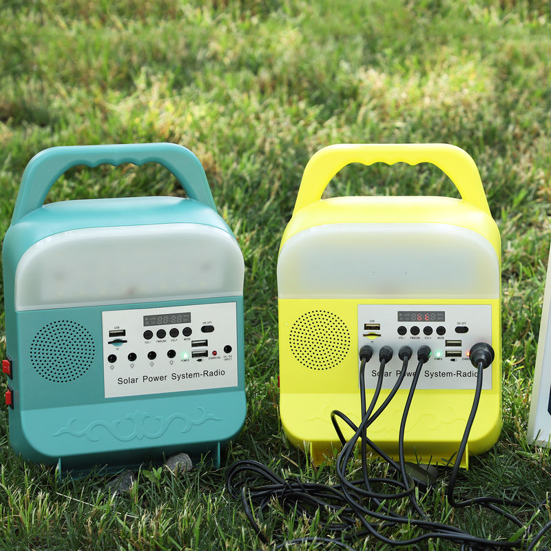 Sistema 6000mah di Mini Power Solar Home Lighting per Kit Inverter Off Grid dell'interno