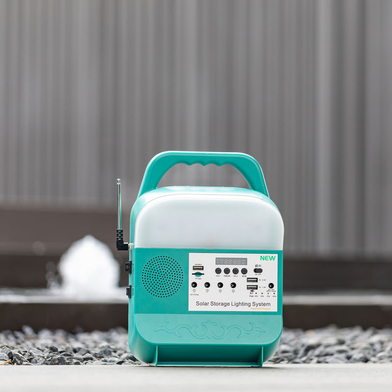 12.8V 10000mah Capacità della batteria Sistema di illuminazione solare per la casa con IP Rating 65 Sistema di energia solare off-grid per la casa