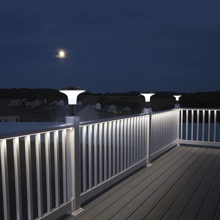 Luce solare alimentata solare della posta della luce LED del prato inglese della luce della decorazione della luce della colonna del LED