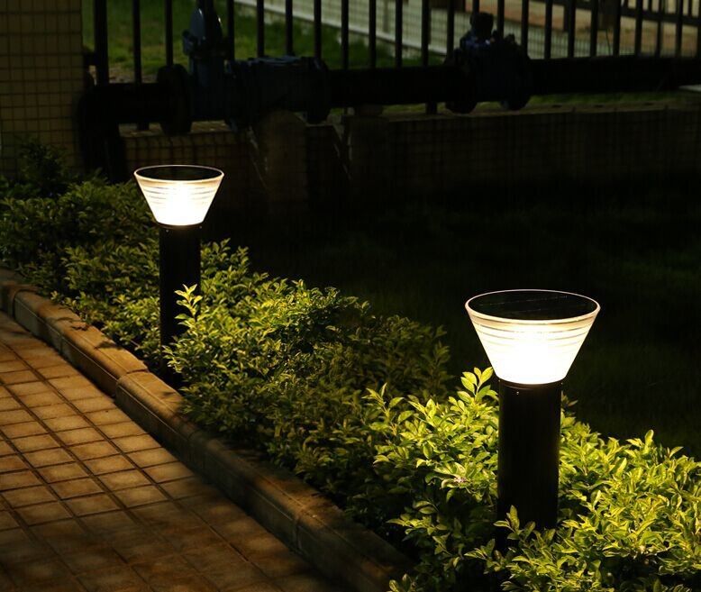 Lampade da giardino a led all'ingrosso all'ingrosso in fabbrica IP 65 Luci da giardino solari per esterni impermeabili