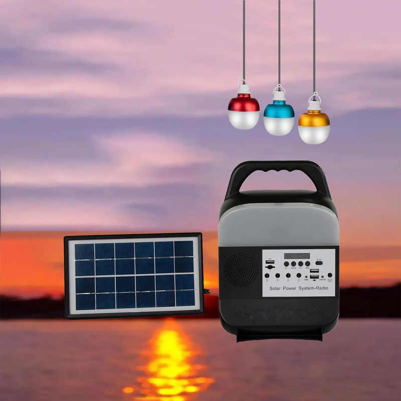 Lampadina dipinta del sistema 5W 3PCS LED di Matte Portable Solar Home Lighting con il pannello solare