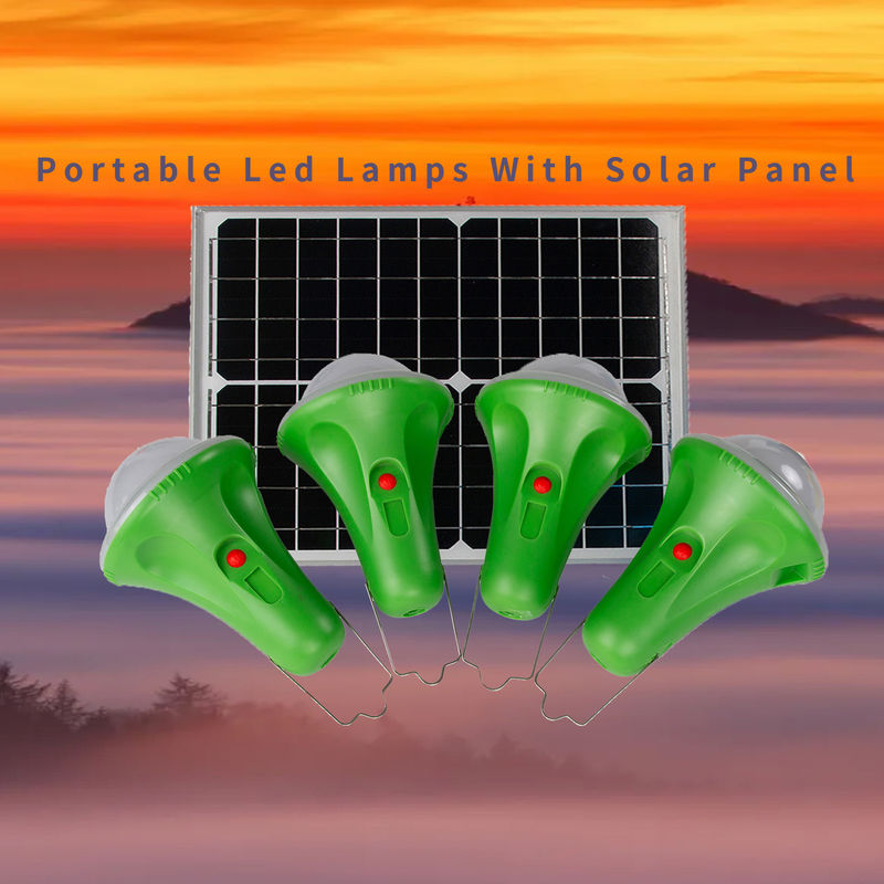 Sistema a energia solare di 4*50PCS LED Kit Solar Led Home Lighting con il carico del telefono