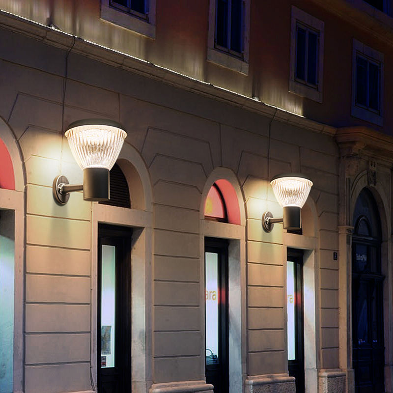 Lampada da parete moderna per esterni Lampada da parete impermeabile per porta del balcone esterna semplice Lampada da parete per cortile del corridoio