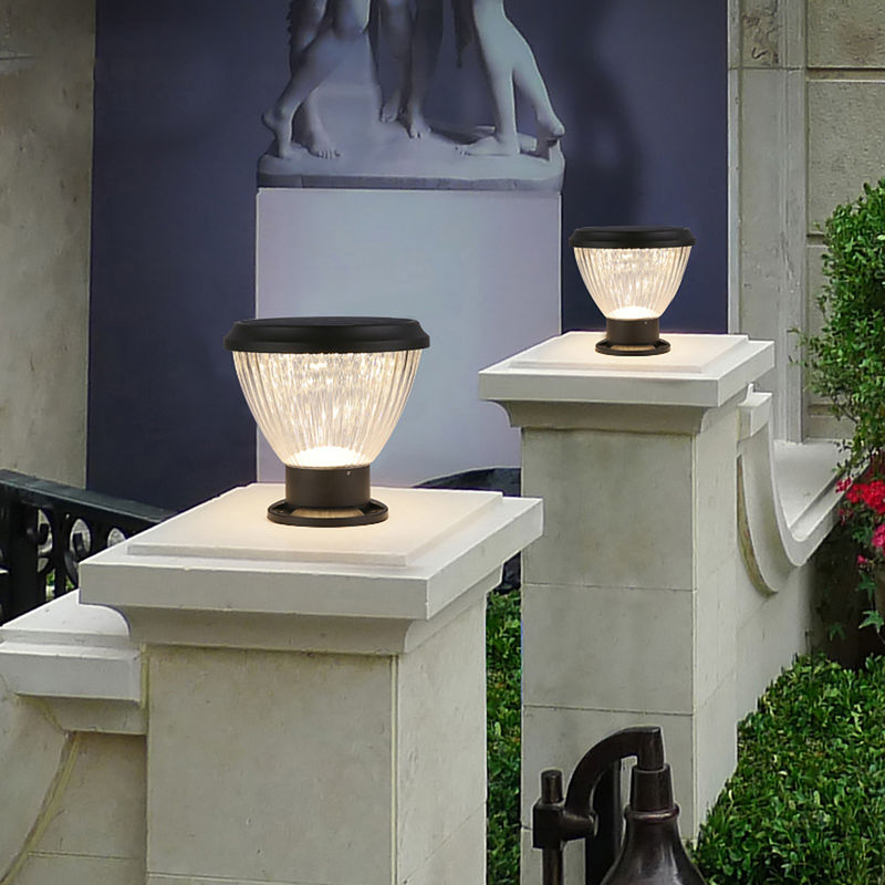 Decorazione impermeabile all'aperto solare tutta del giardino LED in una luce della colonna della lampada