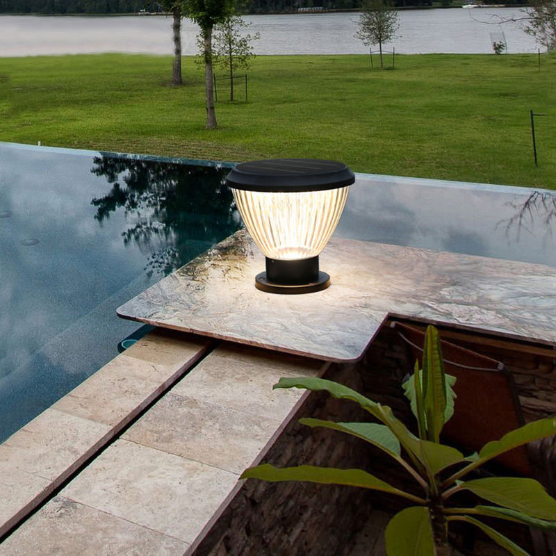 Decorazione impermeabile all'aperto solare tutta del giardino LED in una luce della colonna della lampada