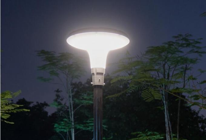 Paesaggio all'aperto che accende le luci globali di alba della luce solare impermeabile del prato inglese IP65