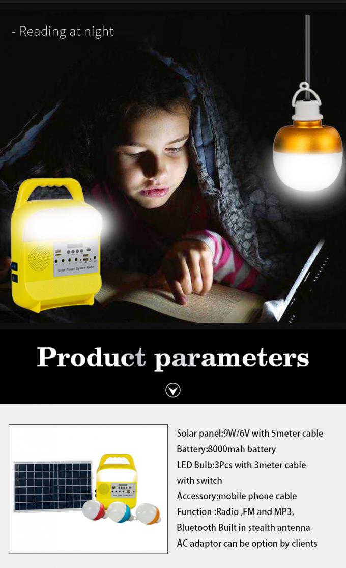 Energia solare che accende notte degli amici di pesca della stalla del mercato di notte di emergenza di blackout che pesca la lampada del telecomando di manutenzione dell'automobile